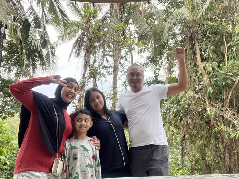 Family photo: IMG_2256