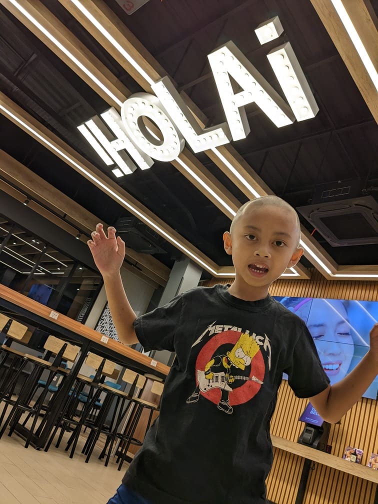 Family photo: PXL_20230406_124359041