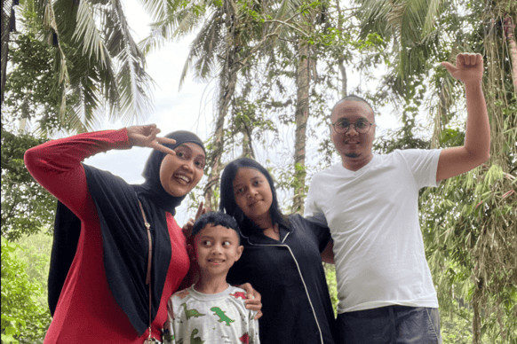 The Dianugrah — family photo